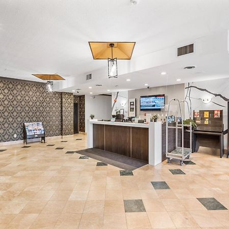 גואלף Royal Inn & Suites מראה חיצוני תמונה