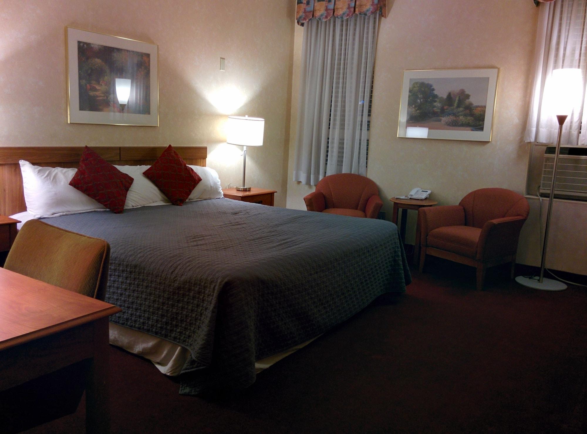 גואלף Royal Inn & Suites מראה חיצוני תמונה