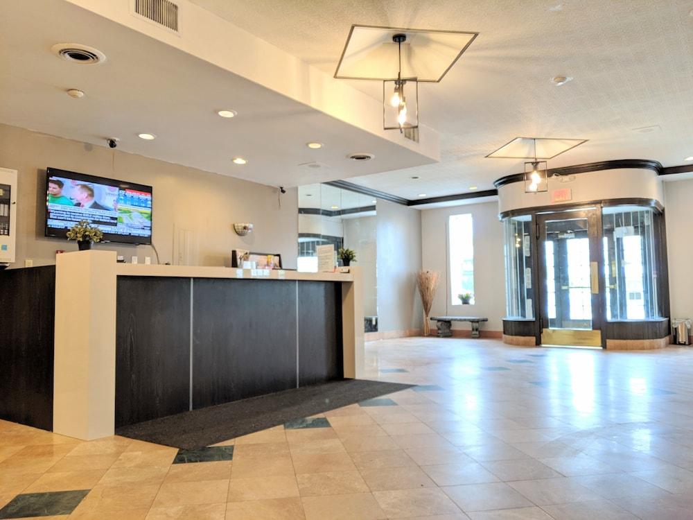 גואלף Royal Inn & Suites מראה חיצוני תמונה